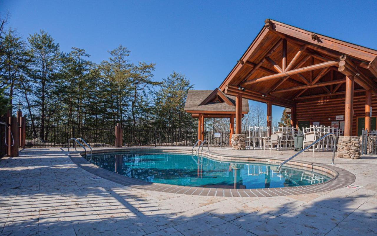 Bear Claw - Bear Claw Retreat In Pigeon Forge! Villa ภายนอก รูปภาพ